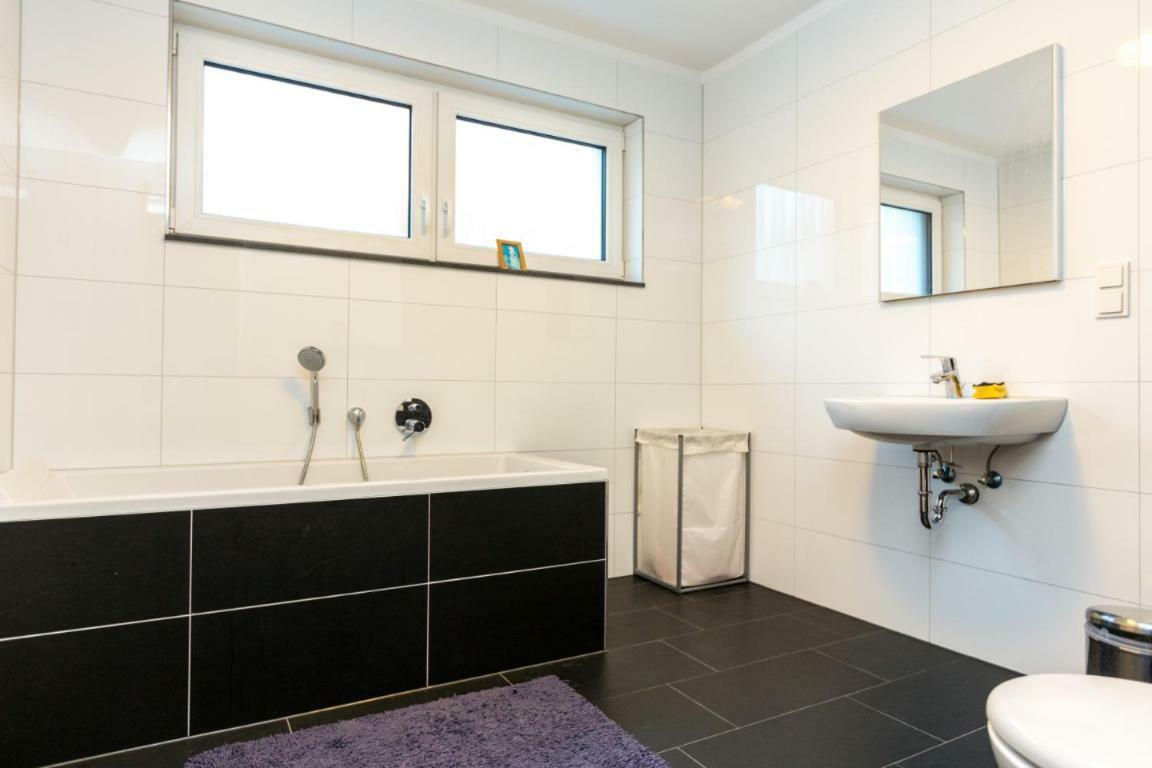 House In Cologne Apartment ภายนอก รูปภาพ